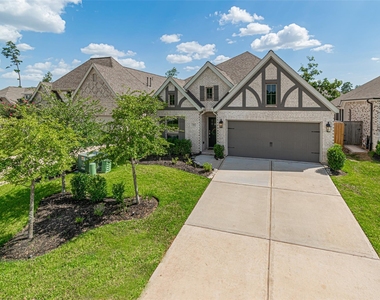 546 Cedar Harbor Court - Photo Thumbnail 2