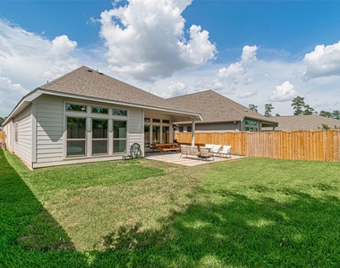 546 Cedar Harbor Court - Photo Thumbnail 47