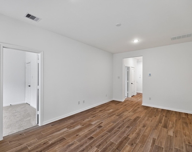 512 Water Ash Court - Photo Thumbnail 30
