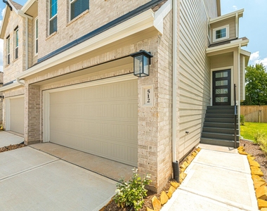 512 Water Ash Court - Photo Thumbnail 8