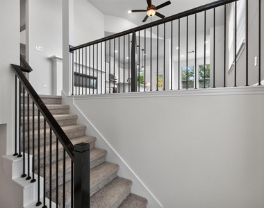 512 Water Ash Court - Photo Thumbnail 9