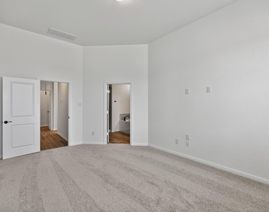 512 Water Ash Court - Photo Thumbnail 22