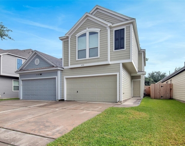 16518 Strathmore Manor Lane - Photo Thumbnail 1