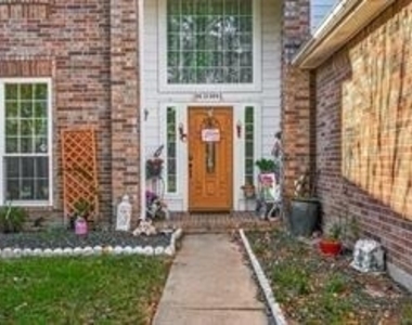 3611 Stacy Park Circle - Photo Thumbnail 1