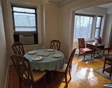 363-377 Mount Prospect - Photo Thumbnail 16