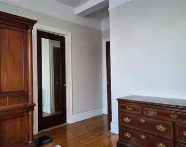 363-377 Mount Prospect - Photo Thumbnail 3