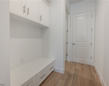 17323 Blue Sapphire Drive - Photo Thumbnail 18