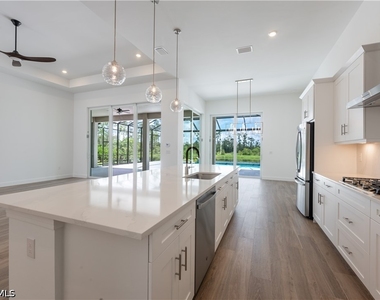 17323 Blue Sapphire Drive - Photo Thumbnail 5