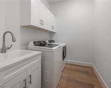 17323 Blue Sapphire Drive - Photo Thumbnail 19