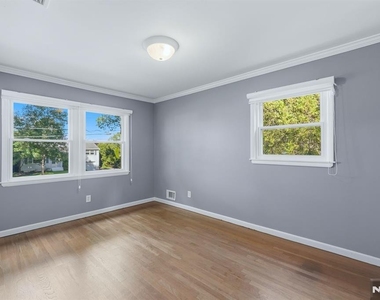 158 Morningside - Photo Thumbnail 13