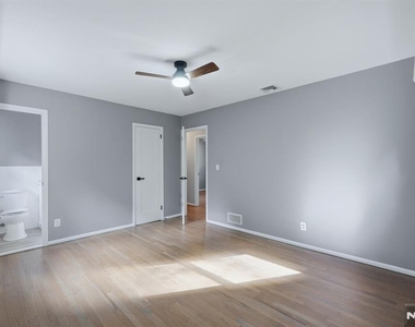 158 Morningside - Photo Thumbnail 11