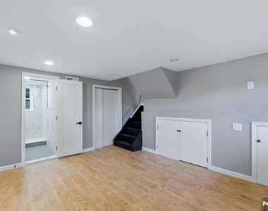 158 Morningside - Photo Thumbnail 17