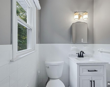 158 Morningside - Photo Thumbnail 12