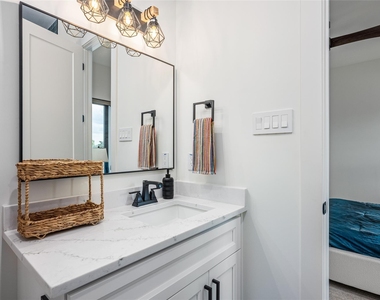 623 Winding Oaks - Photo Thumbnail 41