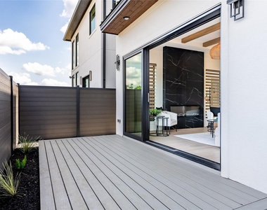 623 Winding Oaks - Photo Thumbnail 15