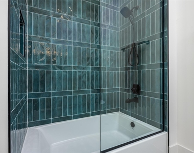 623 Winding Oaks - Photo Thumbnail 42