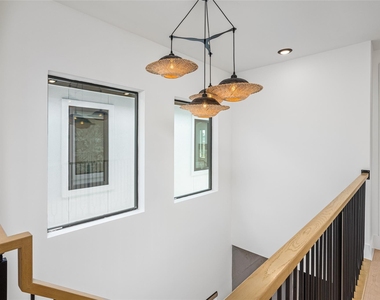 623 Winding Oaks - Photo Thumbnail 29