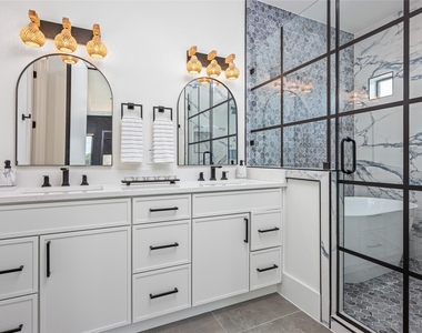 623 Winding Oaks - Photo Thumbnail 35