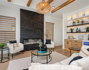 623 Winding Oaks - Photo Thumbnail 10