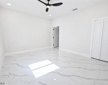 4820 24th Street Sw - Photo Thumbnail 12