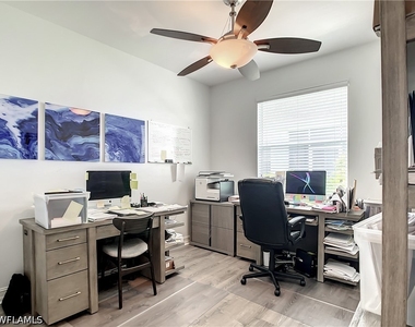 725 Mainsail Place - Photo Thumbnail 9