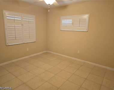 5750 Woodmere Lake Circle - Photo Thumbnail 17