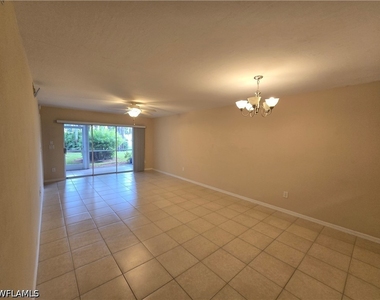 5750 Woodmere Lake Circle - Photo Thumbnail 6