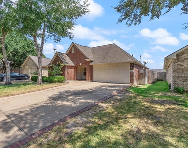 10638 Desert Springs Circle - Photo Thumbnail 1