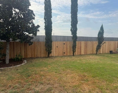 10638 Desert Springs Circle - Photo Thumbnail 26