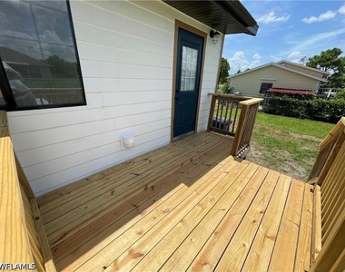3820 20th Street W - Photo Thumbnail 2