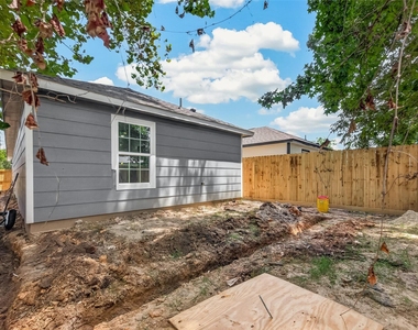 7412 S Hall Street - Photo Thumbnail 35