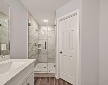 7412 S Hall Street - Photo Thumbnail 31