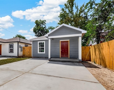 7412 S Hall Street - Photo Thumbnail 3
