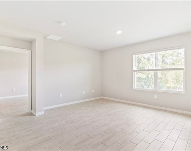 9016 Lawn Court - Photo Thumbnail 5