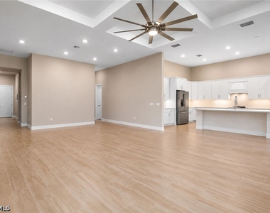 19720 Beechcrest Place - Photo Thumbnail 18
