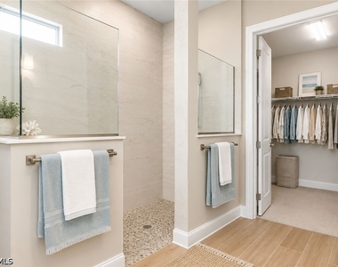 19720 Beechcrest Place - Photo Thumbnail 8