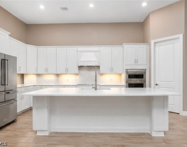 19720 Beechcrest Place - Photo Thumbnail 20