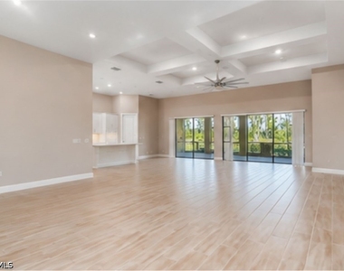 19720 Beechcrest Place - Photo Thumbnail 17