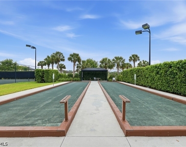 19720 Beechcrest Place - Photo Thumbnail 46