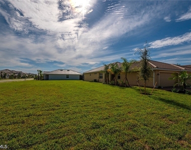 2620 Vine Avenue - Photo Thumbnail 22