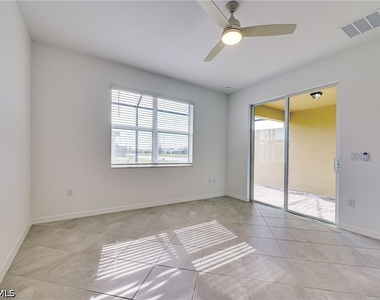 2620 Vine Avenue - Photo Thumbnail 11