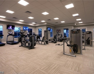 2620 Vine Avenue - Photo Thumbnail 30