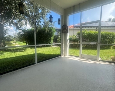 2673 Fishtail Palm Court - Photo Thumbnail 18