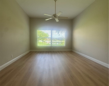 2673 Fishtail Palm Court - Photo Thumbnail 9