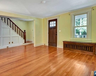 509 Farview - Photo Thumbnail 6