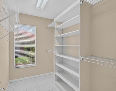 2126 E Crown Point - Photo Thumbnail 21