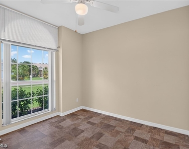 2126 E Crown Point - Photo Thumbnail 29