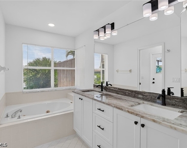 2126 E Crown Point - Photo Thumbnail 22