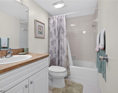 1087 Forest Lakes Drive - Photo Thumbnail 7