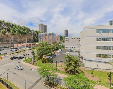 7400 River - Photo Thumbnail 8
